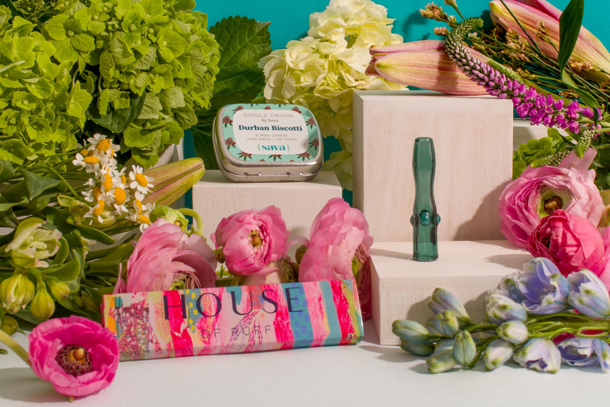 Summer Gift Guide - Image magazine 2022: House of Puff x Sava.